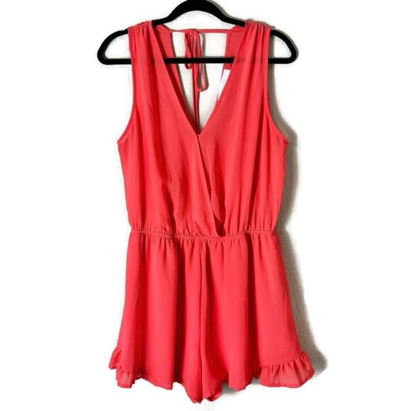 Astr The Label Coral Peach Ruffled Romper Size Large - Picture 2 of 7